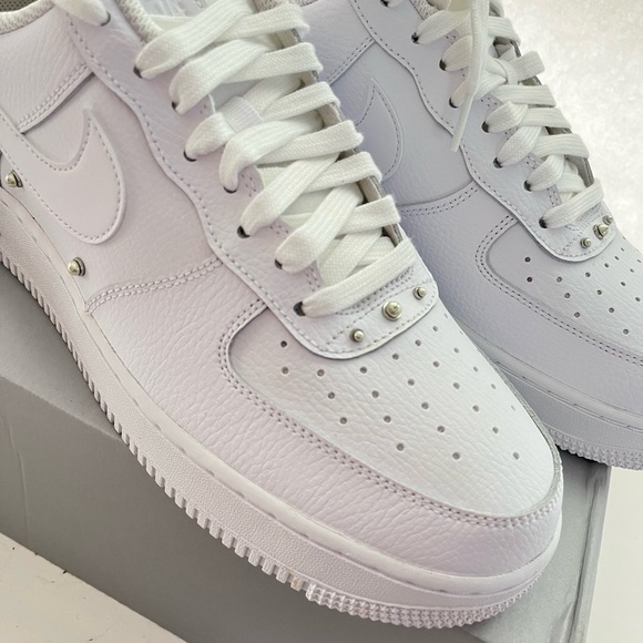 NWT Nike Women’s Air Force 1 ‘07 SE Shoes Size: 10 - Picture 5 of 13